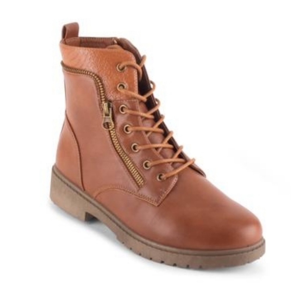 NEW Wanted “Mission” Lace Up Brown Combat Boots NWT women’s size 8.5